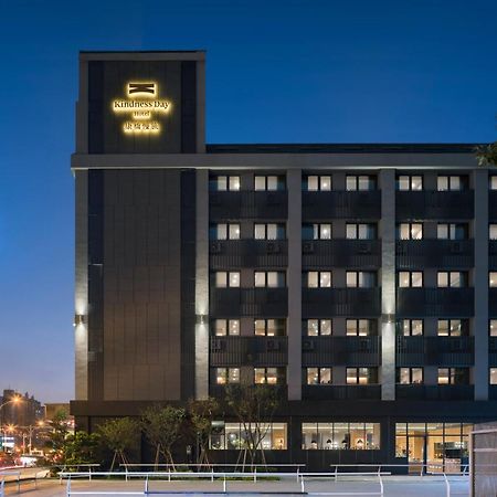Kindness Day Hotel Tainan Dış mekan fotoğraf